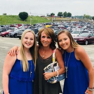 Meet your Posher, Emilee